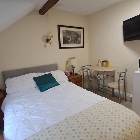 Coynant Farm Guesthouse - Farm Park Stay Swansea Luaran gambar