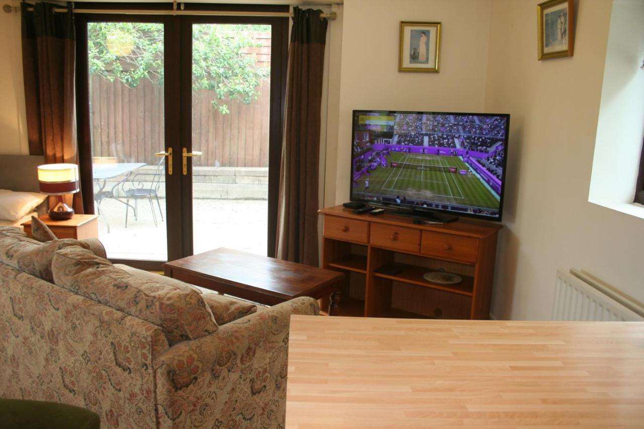 Coynant Farm Guesthouse - Farm Park Stay Swansea Luaran gambar
