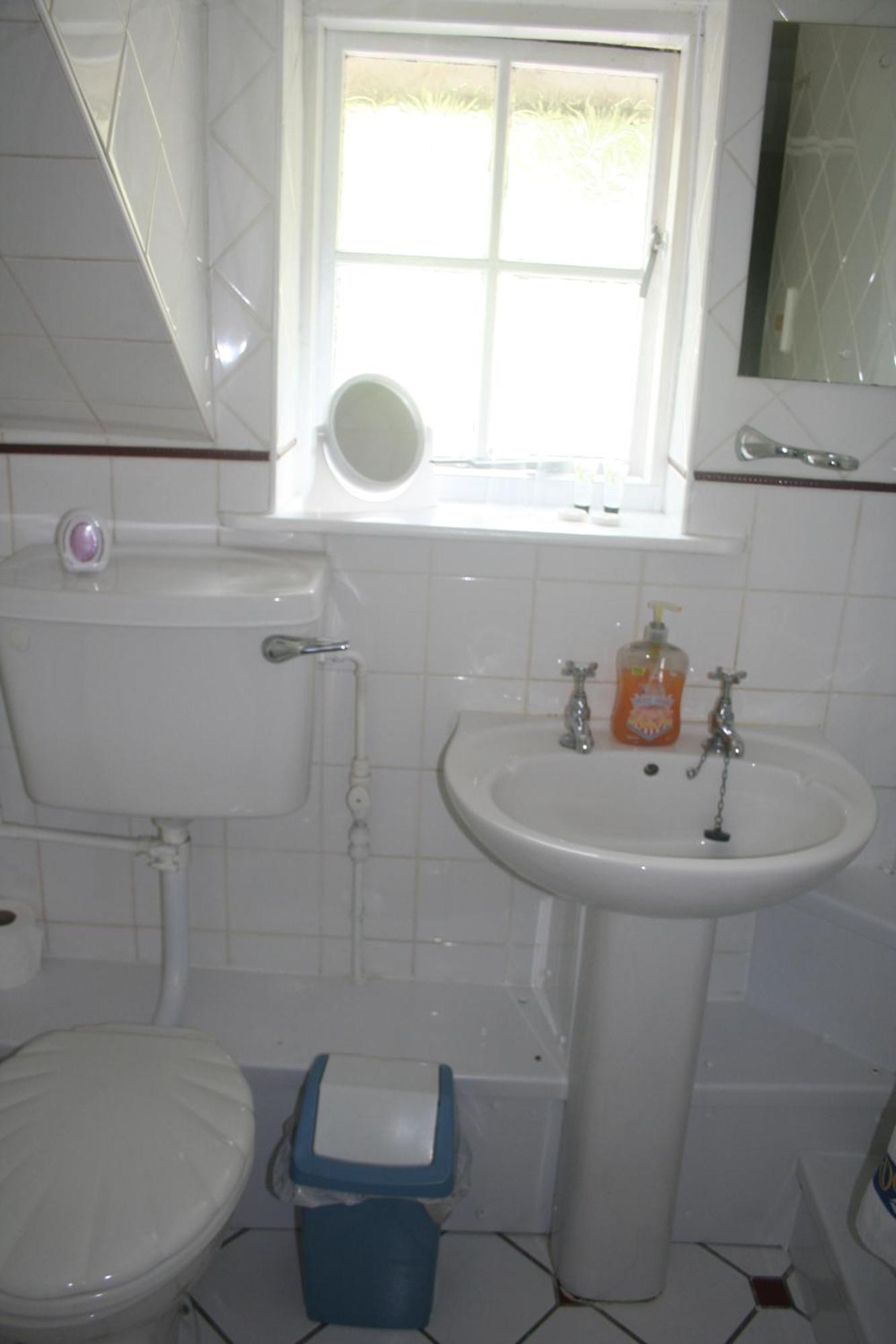 Coynant Farm Guesthouse - Farm Park Stay Swansea Bilik gambar