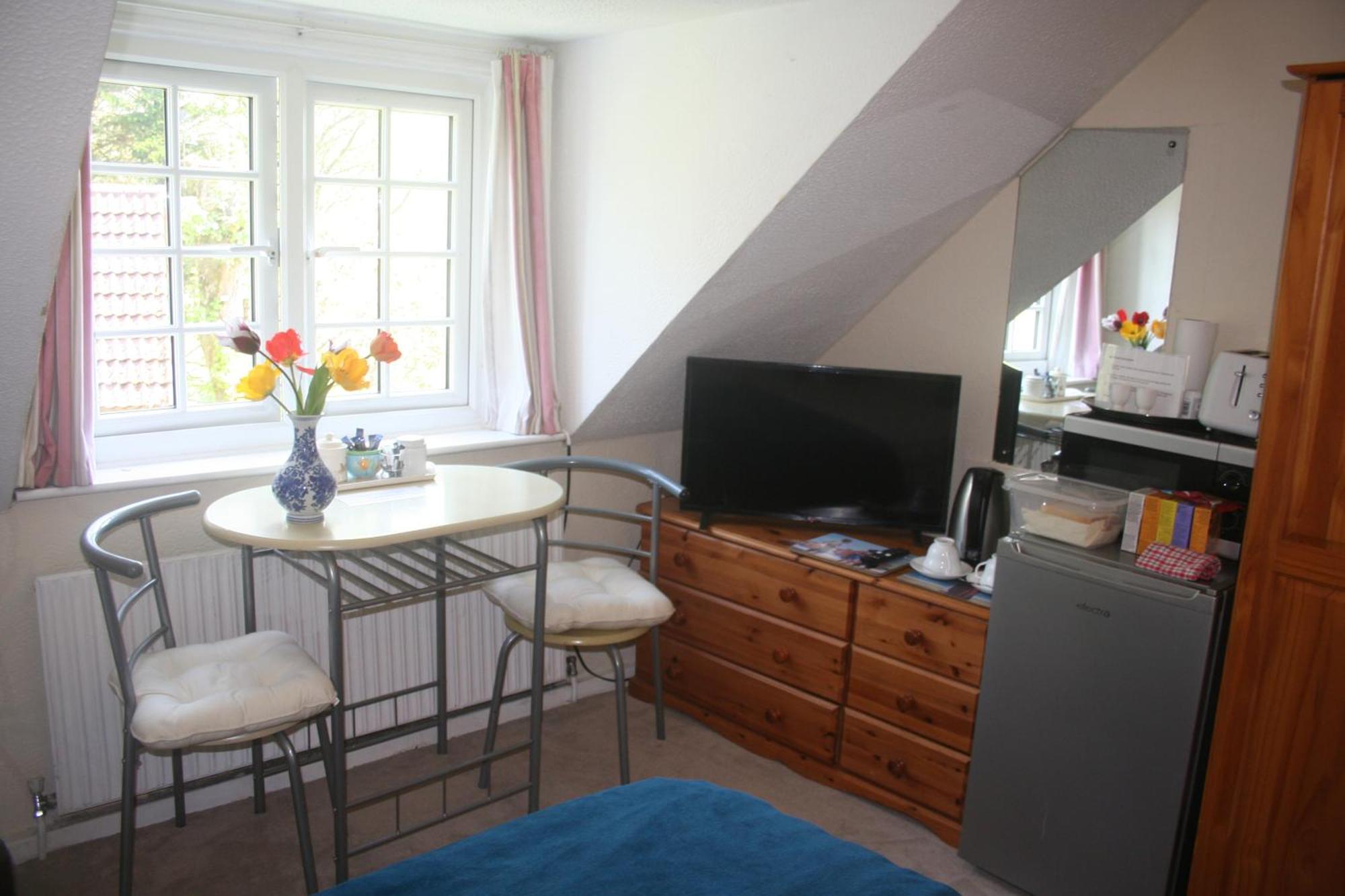 Coynant Farm Guesthouse - Farm Park Stay Swansea Bilik gambar