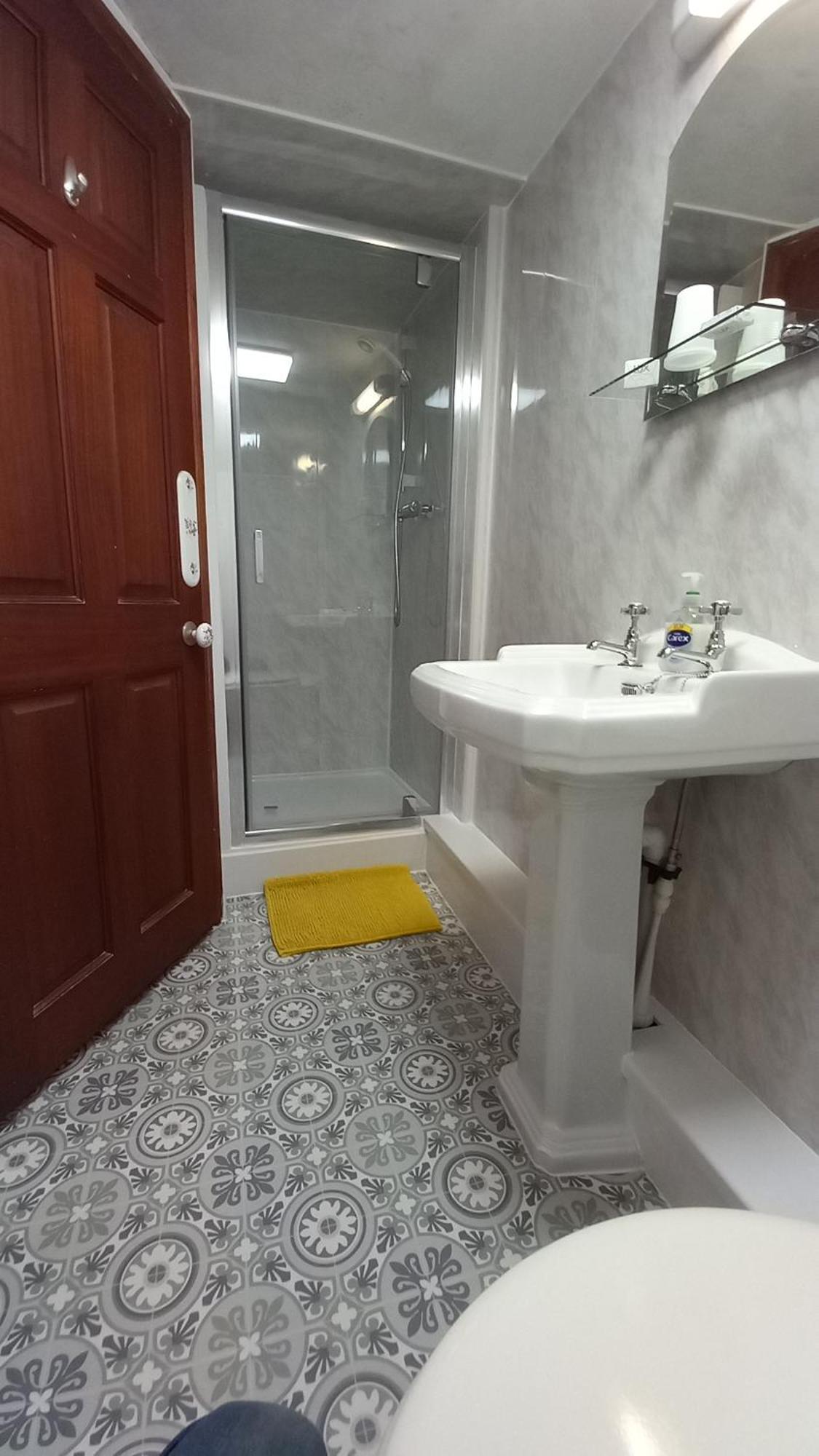 Coynant Farm Guesthouse - Farm Park Stay Swansea Luaran gambar