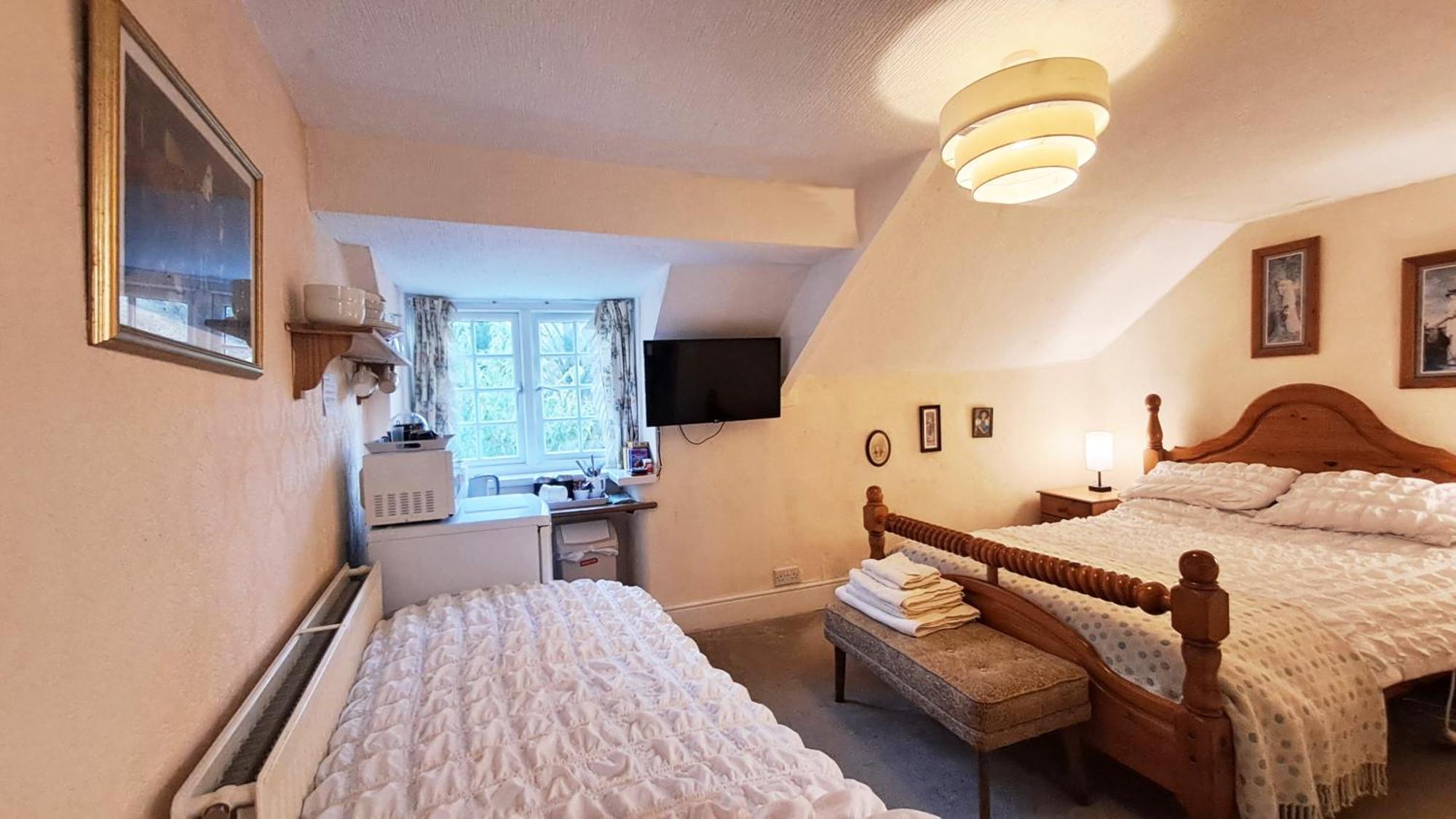 Coynant Farm Guesthouse - Farm Park Stay Swansea Luaran gambar
