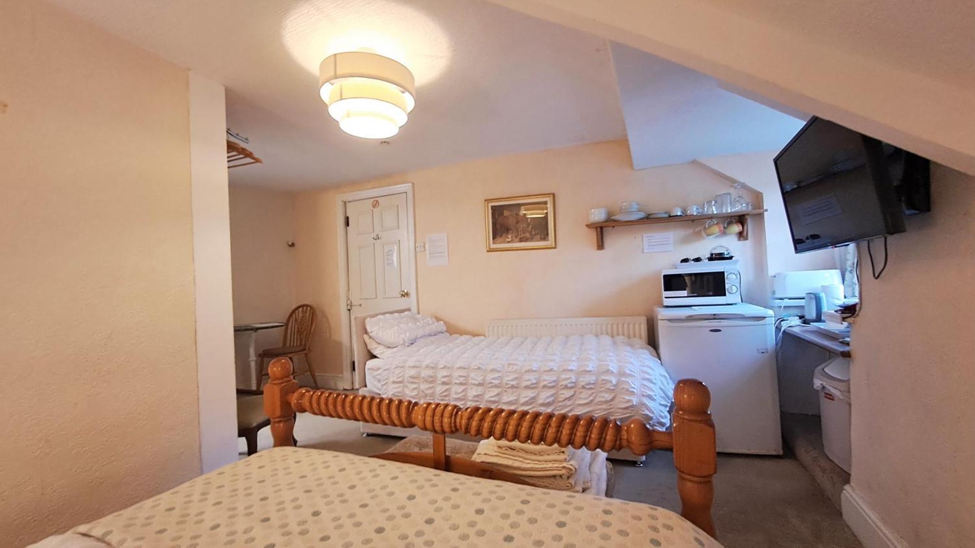 Coynant Farm Guesthouse - Farm Park Stay Swansea Luaran gambar